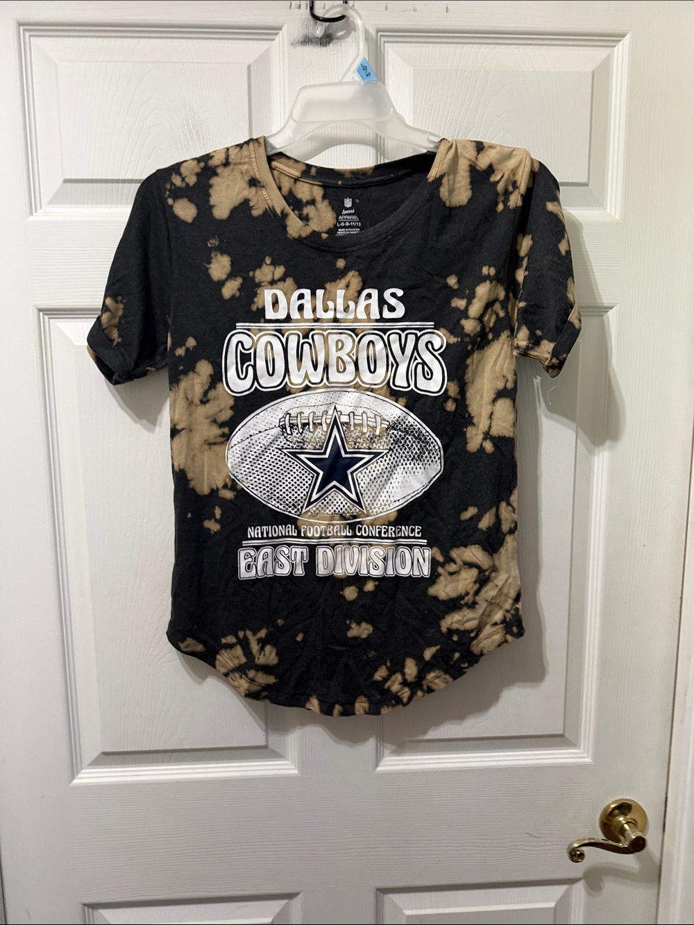 NWT Dallas Cowboys Tie-Dye Graphic Tee - Black & Tan
